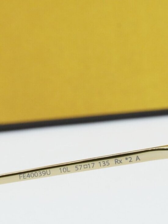 Fendi FE40039U 10L Geometric Sunglasses - Gold / Yellow Mirror